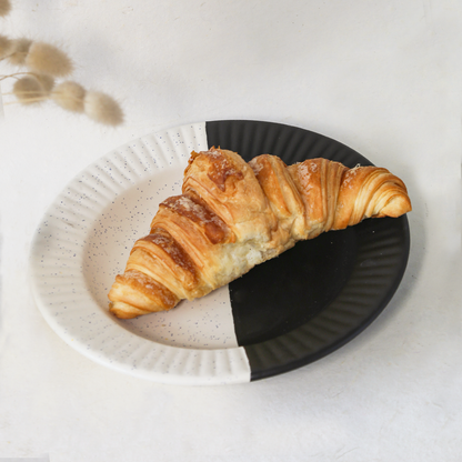 BLACK & WHITE PASTA PLATE